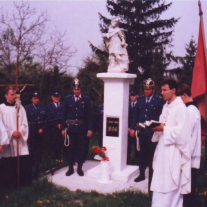 Posviacka sochy patróna hasičov, sv. Floriána, rok 1996